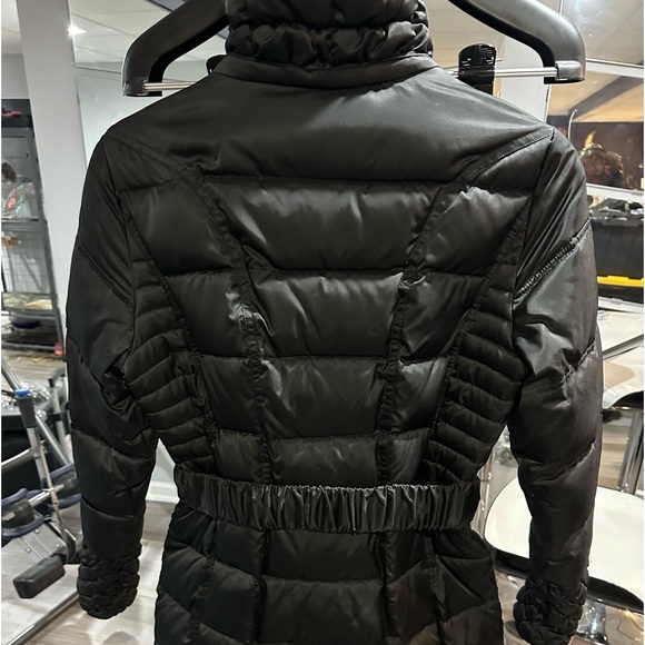 Betsy Johnson long winter coat w/belt & detachable fur hat only tried on. - Picture 6 of 12